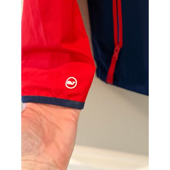Vineyard Vines Performance Youth On The Go Packable Windbreaker Sz L Hooded - Picture 3 of 7